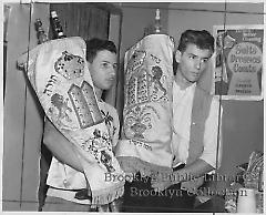 Torah presentation