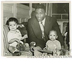 Jackie thrills homeless kids